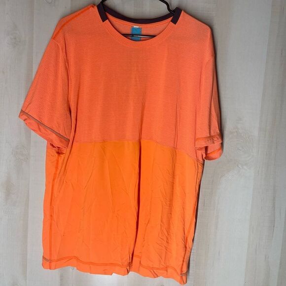 Lululemon‎ orange men’s pullover short sleeve shirt, size large - Picture 1 of 9